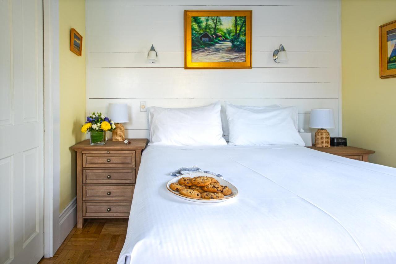 Admiral'S Landing (Adults Only) Bed & Breakfast Provincetown Bagian luar foto