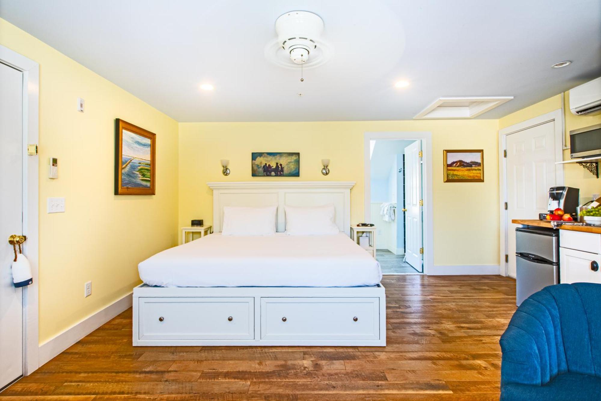 Admiral'S Landing (Adults Only) Bed & Breakfast Provincetown Bagian luar foto