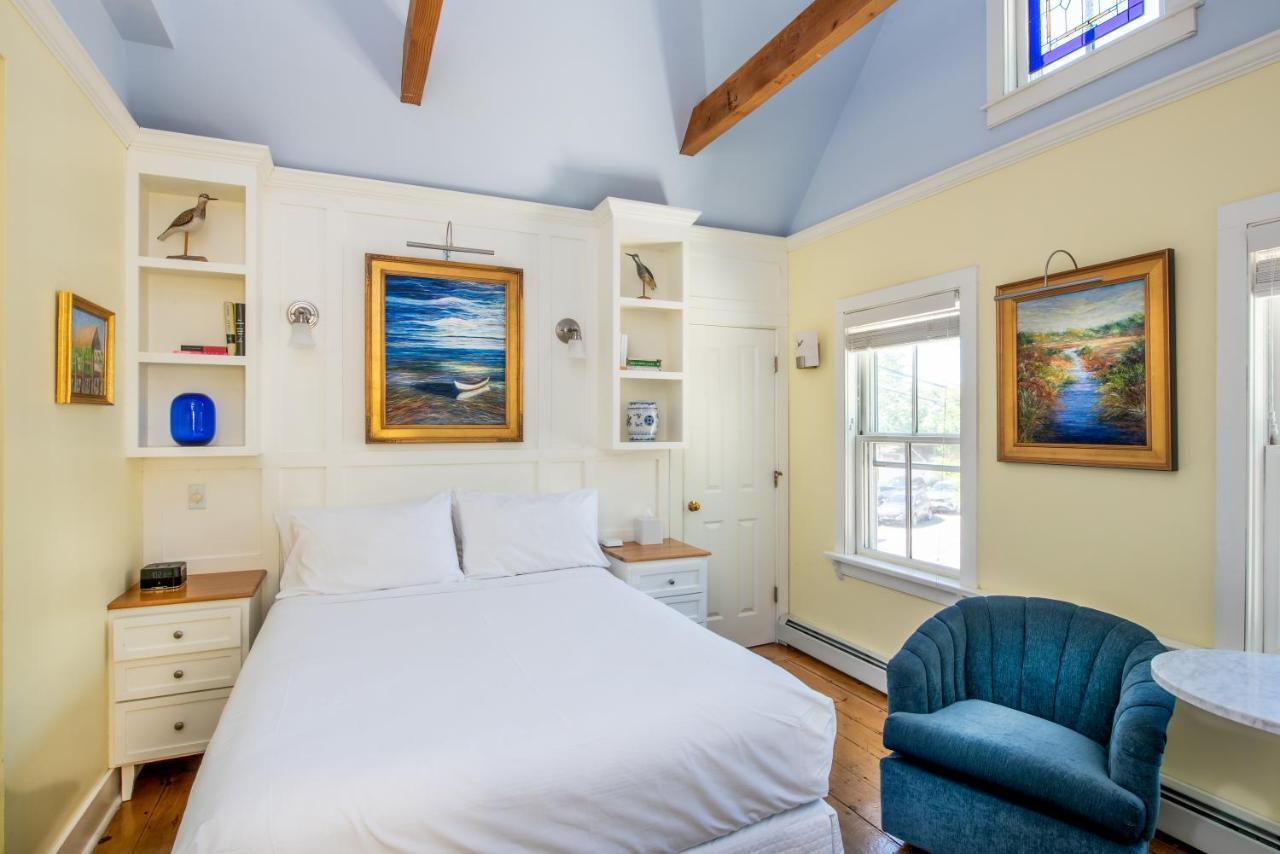 Admiral'S Landing (Adults Only) Bed & Breakfast Provincetown Bagian luar foto