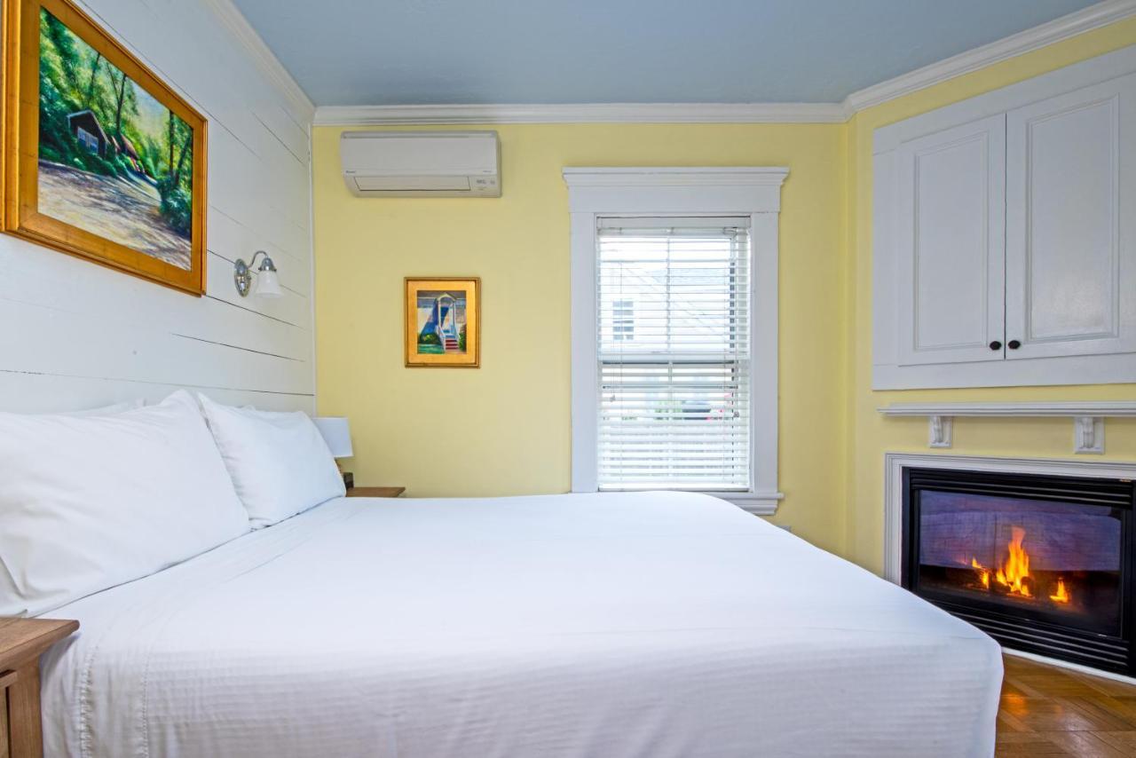 Admiral'S Landing (Adults Only) Bed & Breakfast Provincetown Bagian luar foto